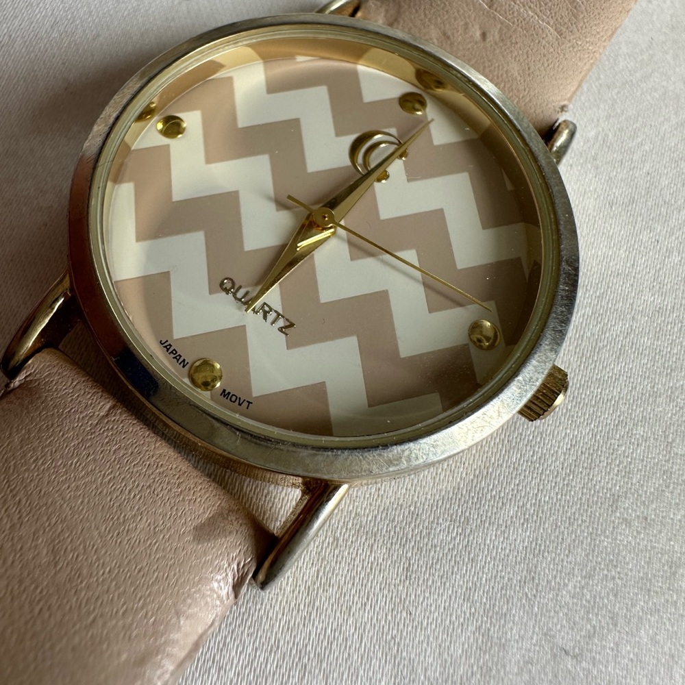 Cream & White Watch